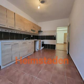 Pronájem bytu 3+1 93 m² Havířov, U Stromovky