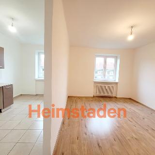 Pronájem bytu 1+kk a garsoniéry 34 m² Havířov, Hlavní třída