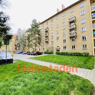 Pronájem bytu 2+1 55 m² Ostrava, Dvorní