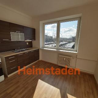 Pronájem bytu 1+1 37 m² Ostrava, Zelená