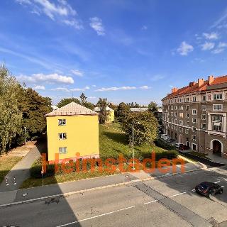 Pronájem bytu 3+1 79 m² Ostrava, Porubská