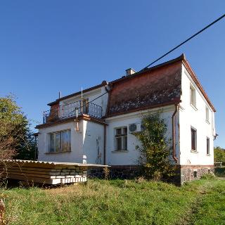 Prodej rodinného domu 139 m² Břasy