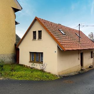 Prodej rodinného domu 90 m² Manětín, 