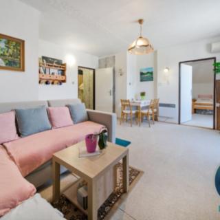 Prodej bytu 2+1 48 m² Křemže, Sokolská