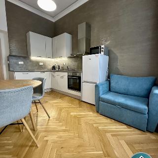 Pronájem bytu 2+kk 38 m² Praha