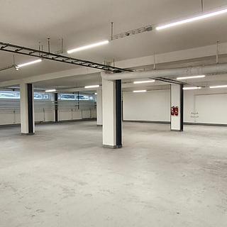 Pronájem skladu 435 m&sup2; Praha