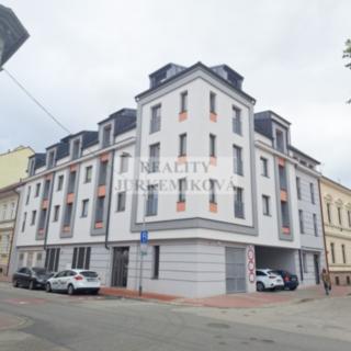 Pronájem bytu 3+kk 74 m² České Budějovice, Nová