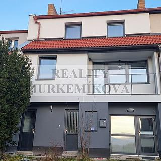 Prodej rodinného domu 200 m&sup2; Černá v Pošumaví