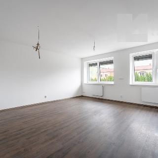 Prodej bytu 2+kk 62 m² Zbýšov, čtvrť Padělky