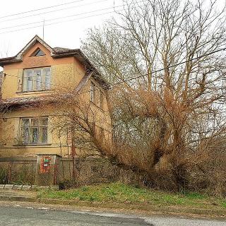 Prodej rodinného domu 200 m² Cerekvice nad Bystřicí, 