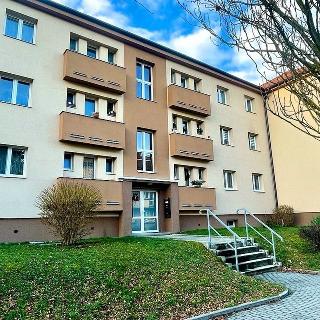 Prodej bytu 3+1 72 m² Přelouč, Československé armády