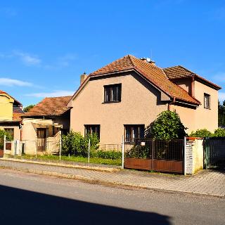 Prodej rodinného domu 151 m² Úhřetice