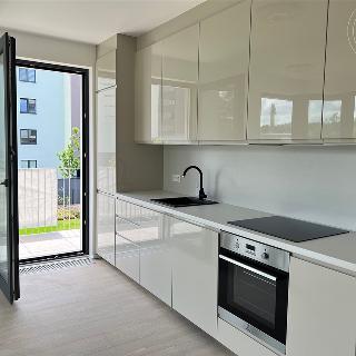 Prodej bytu 2+kk 54 m² Praha