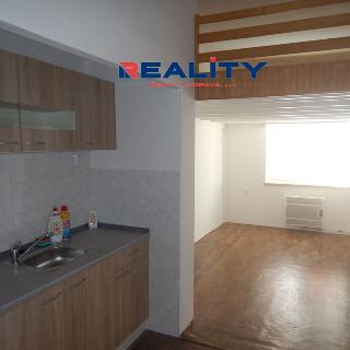 Pronájem bytu 1+kk, garsoniery 40 m² Svitavy