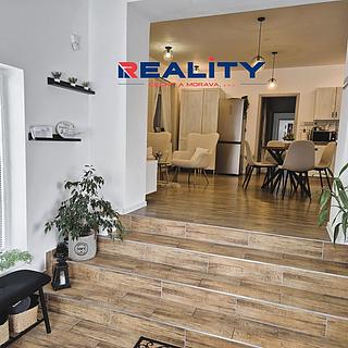 Prodej rodinného domu 318 m&sup2; Malíkov