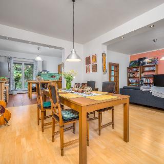 Prodej rodinného domu 165 m² Praha, Hornopočernická