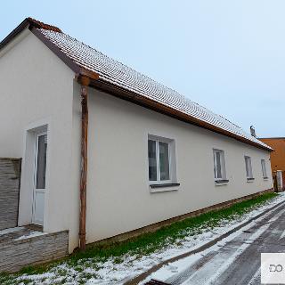 Prodej rodinného domu 230 m² Pacov