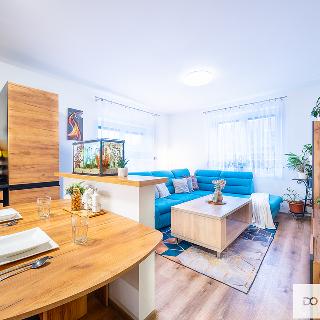 Prodej bytu 2+kk 56 m² Rožďalovice, Náměstí