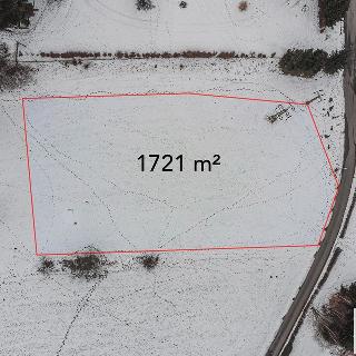 Prodej stavební parcely 1 721 m² Skuhrov