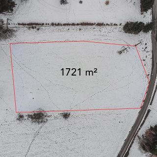 Prodej stavební parcely 1 721 m² Skuhrov, 