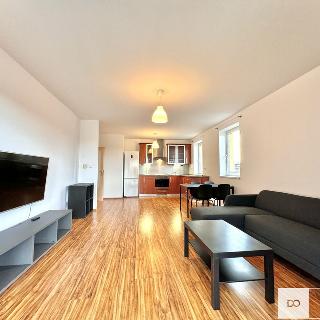 Pronájem bytu 2+kk 67 m² Praha, Na Harfě