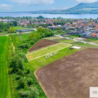 Prodej stavební parcely 2318 m² Strachotín