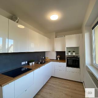 Pronájem bytu 3+1 70 m² Bělá pod Bezdězem