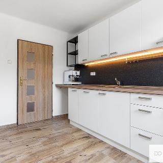 Pronájem bytu 3+1 80 m² Opatovice nad Labem, Pardubická