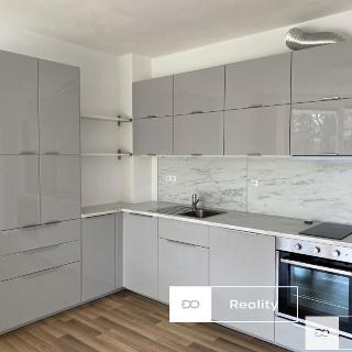 Pronájem bytu 2+kk 72 m² Mladá Boleslav, Laurinova