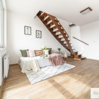 Prodej bytu 2+kk 70 m² Praha, Volkova