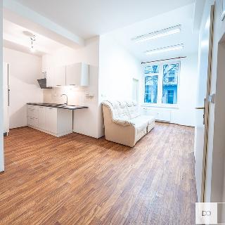 Prodej ostatního komerčního prostoru 62 m² Poděbrady, Tyršova