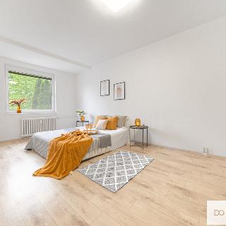 Prodej bytu 2+1 70 m² Milovice, Lesní