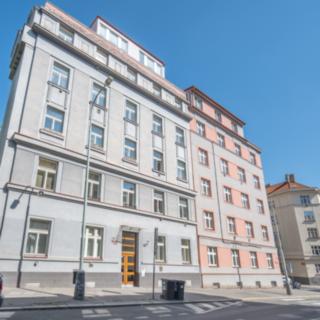 Prodej bytu 2+kk 43 m² Praha