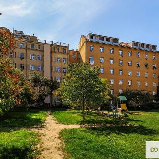 Prodej bytu 3+kk 63 m² Praha, Kovářská