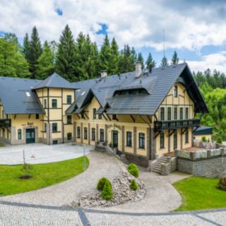 Pronájem hotelu a penzionu 2 930 m² Jablonec nad Nisou Proseč nad Nisou, U Lesního divadla