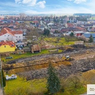 Prodej stavební parcely 854 m² Luštěnice