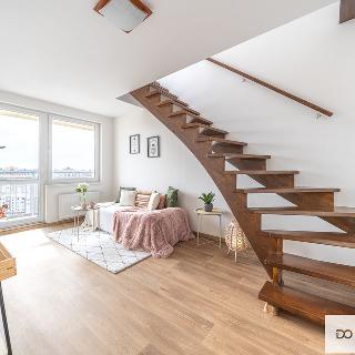 Prodej bytu 2+kk 70 m² Praha, Volkova