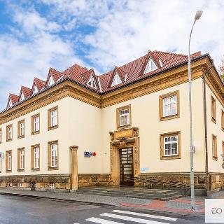 Pronájem bytu 1+kk a garsoniéry 35 m² Hlinsko, Komenského