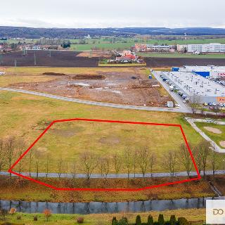 Prodej komerčního pozemku 5 300 m² Chrudim