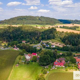 Prodej stavební parcely 755 m² Řetůvka