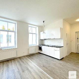 Pronájem bytu 2+kk 70 m² Jablonec nad Nisou, Nádražní