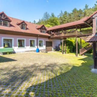 Prodej hotelu a penzionu 821 m² Myštice, 