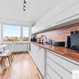 Prodej bytu 3+1 83 m² Kosičky