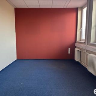 Pronájem kanceláře 360 m² Hradec Králové, Bratří Štefanů