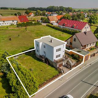 Prodej rodinného domu 279 m² Ptice, Hlavní