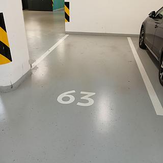 Pronájem parkovacího místa 15 m&sup2; Praha