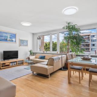 Prodej bytu 3+1 72 m² Praha Kobylisy, Mirovická