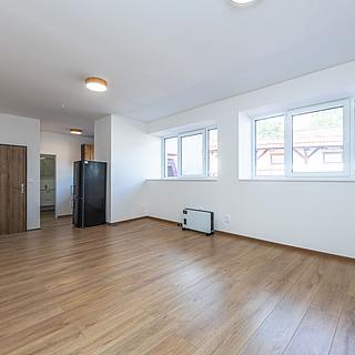 Pronájem bytu 1+kk, garsoniery 30 m&sup2; Praha