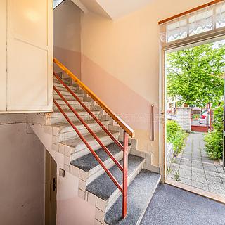 Prodej rodinného domu 140 m&sup2; Praha