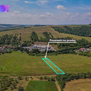 Prodej stavební parcely 1 718 m² Hradčovice, 